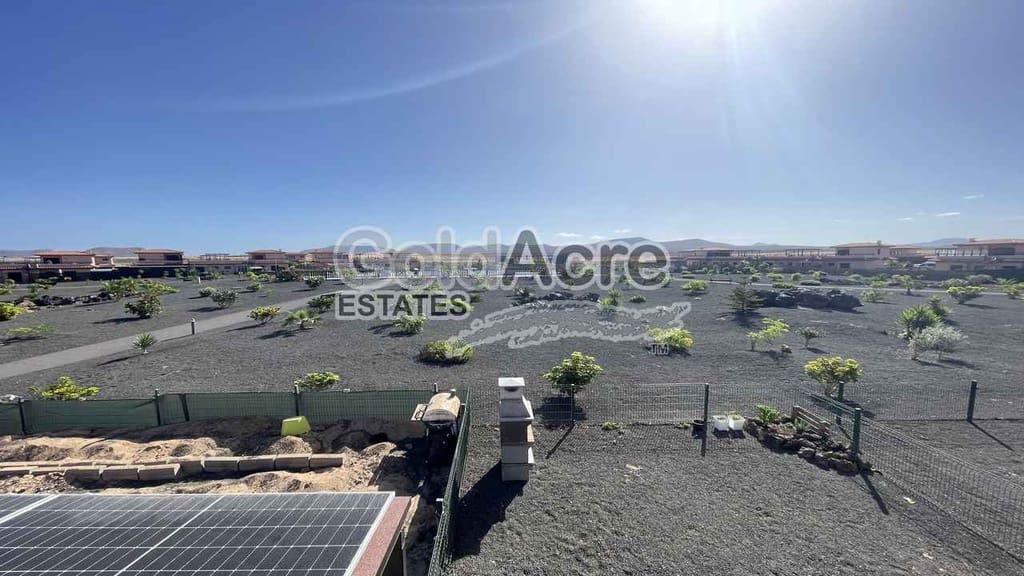 1 quarto Moradia para venda em Majanicho com piscina - 179 000 € (Ref: 9395567)