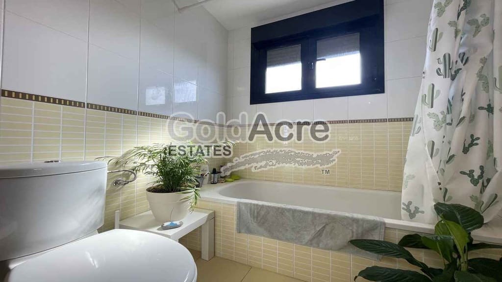 1 sypialnia Willa na sprzedaż w Majanicho z basenem - 165 000 € (Ref: 9395567)