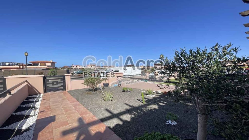1 bedroom Villa for sale in Majanicho with pool - € 165,000 (Ref: 9395567)