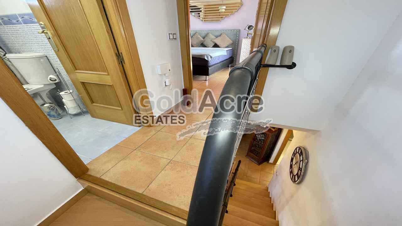 2 sovrum Hus till salu i Majanicho med pool - 290 000 € (Ref: 9395568)