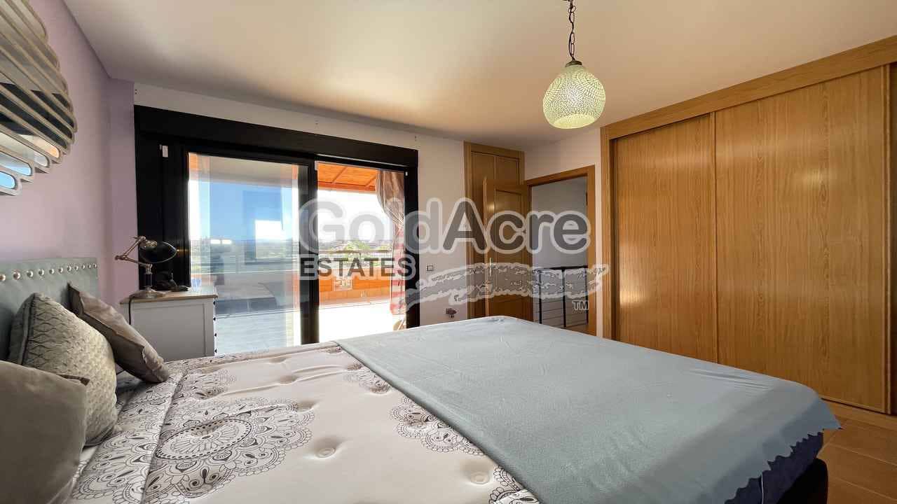 2 sovrum Hus till salu i Majanicho med pool - 290 000 € (Ref: 9395568)