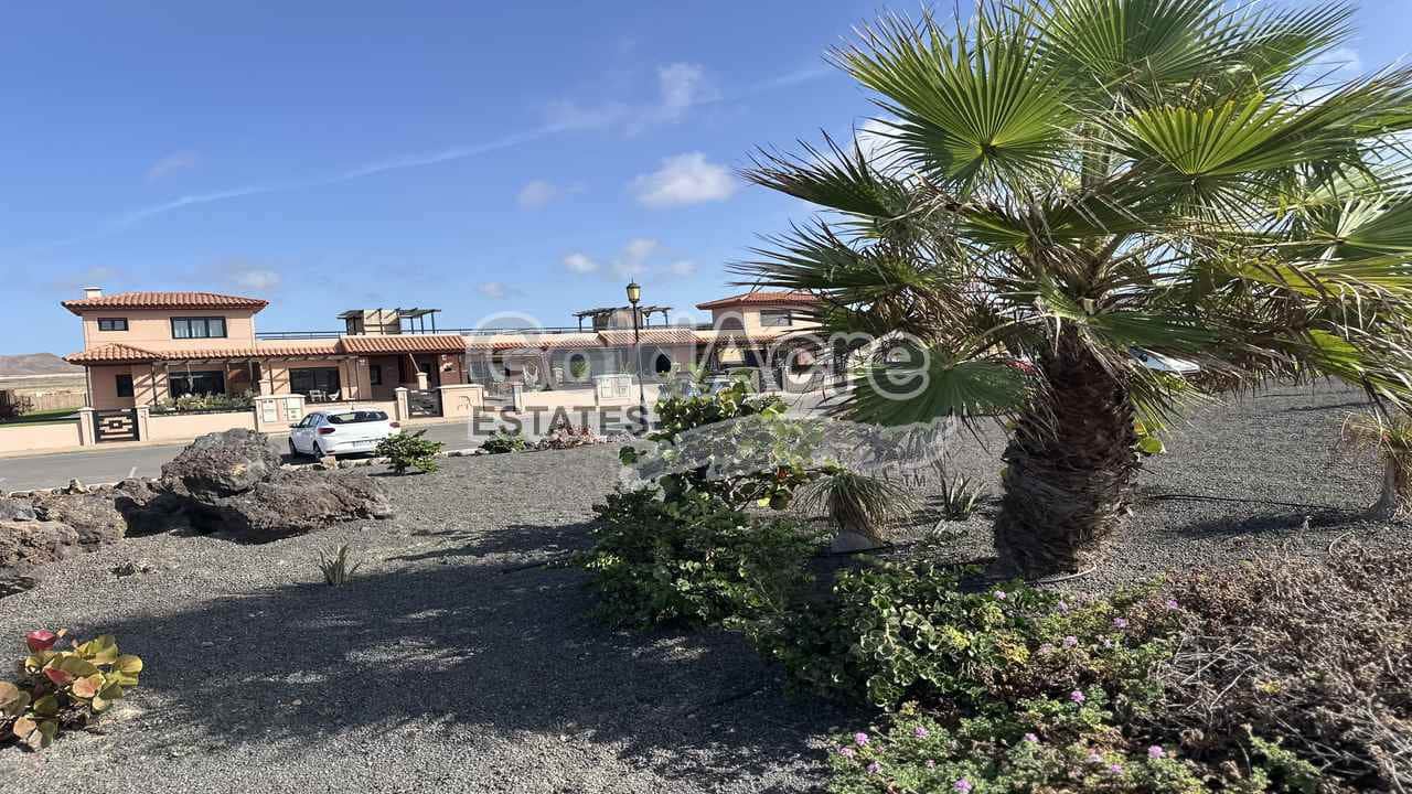 2 sovrum Hus till salu i Majanicho med pool - 290 000 € (Ref: 9395568)