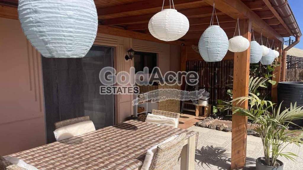 2 chambre Villa/Maison Semi-Mitoyenne à vendre à Majanicho avec piscine - 290 000 € (Ref: 9395568)