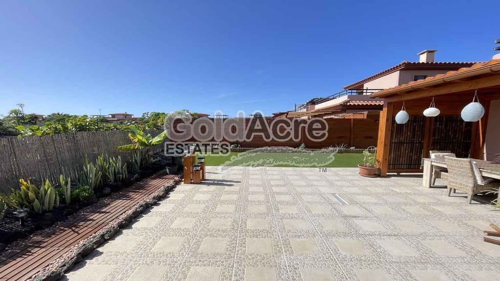 2 chambre Villa/Maison Semi-Mitoyenne à vendre à Majanicho avec piscine - 290 000 € (Ref: 9395568)