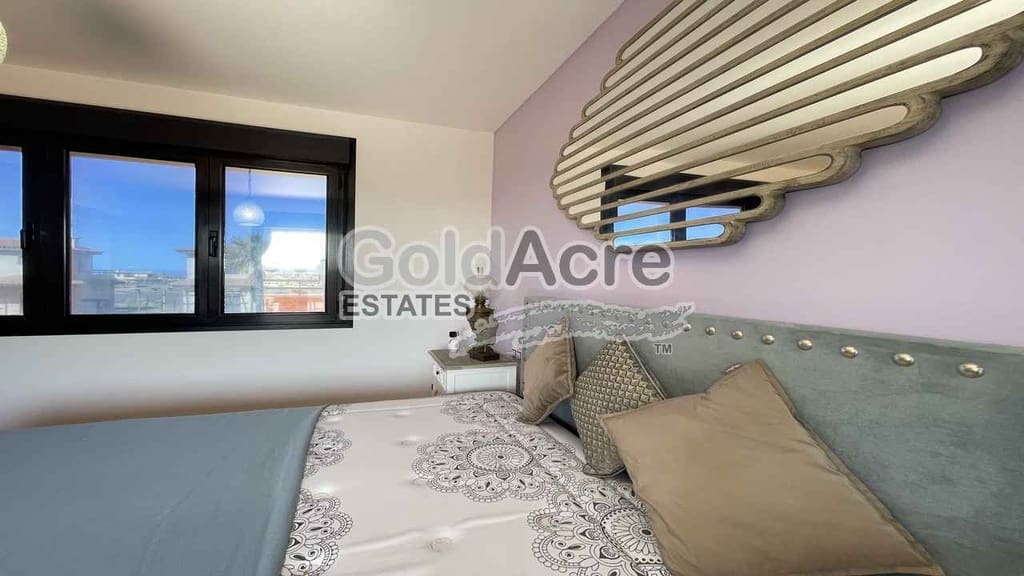 2 chambre Villa/Maison Semi-Mitoyenne à vendre à Majanicho avec piscine - 290 000 € (Ref: 9395568)