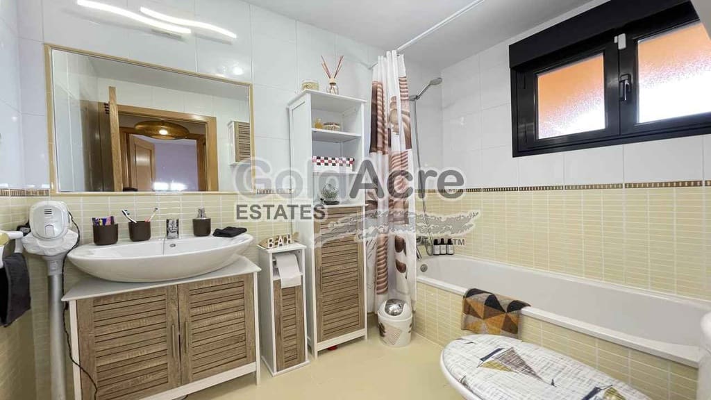 2 Zimmer Doppelhaus zu verkaufen in Majanicho mit Pool - 279.000 € (Ref: 9395568)