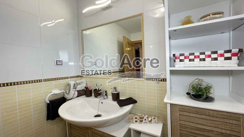 2 Zimmer Doppelhaus zu verkaufen in Majanicho mit Pool - 279.000 € (Ref: 9395568)