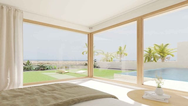 Chalet de 3 habitaciones en Corralejo, La Oliva en venta con piscina - 815.000 € (Ref: 9400531)