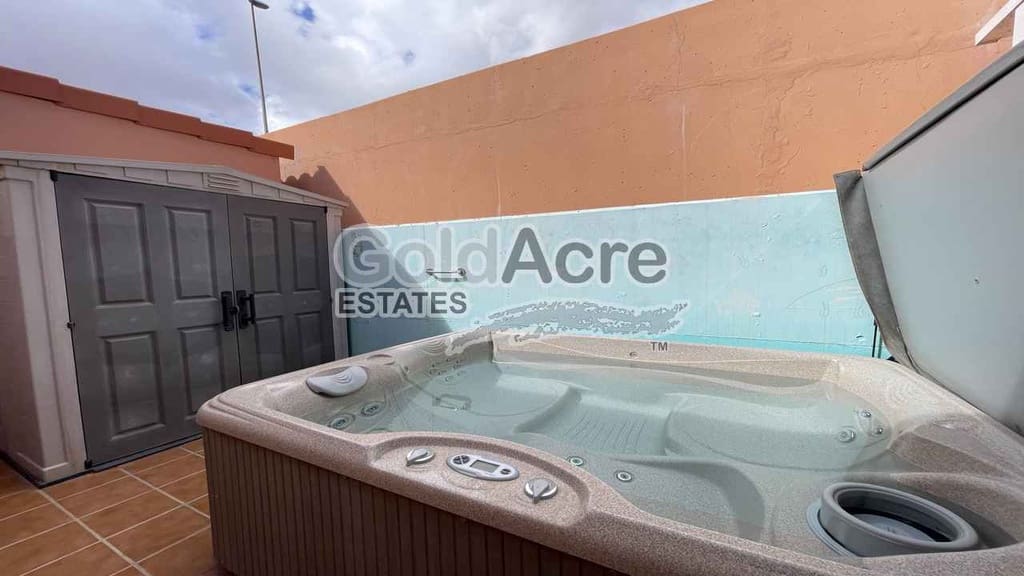 2 soveværelse Villa til salg i Caleta de Fuste - € 239.000 (Ref: 9424330)