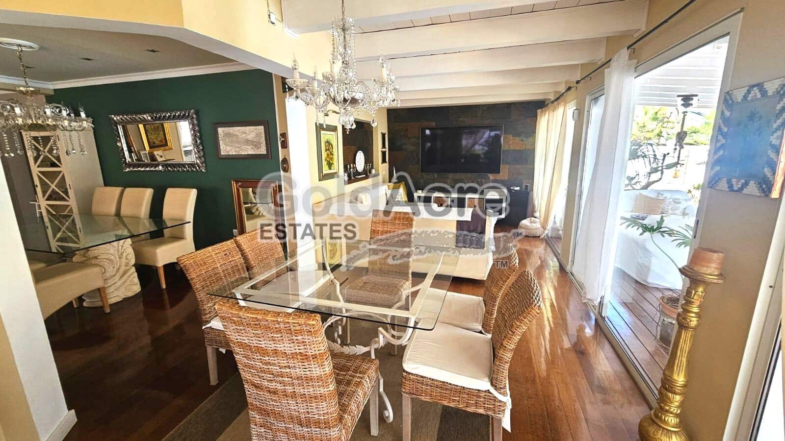 Chalet de 4 habitaciones en Caleta de Fuste en venta con piscina - 1.000.000 € (Ref: 9470269)