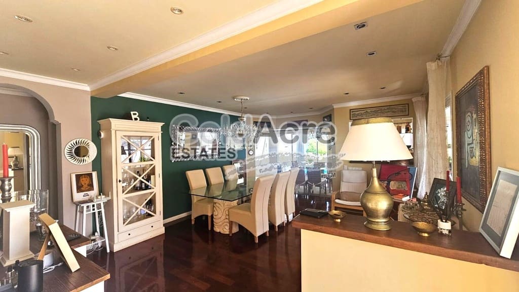 4 bedroom Villa for sale in Caleta de Fuste with pool garage - € 1,000,000 (Ref: 9470269)