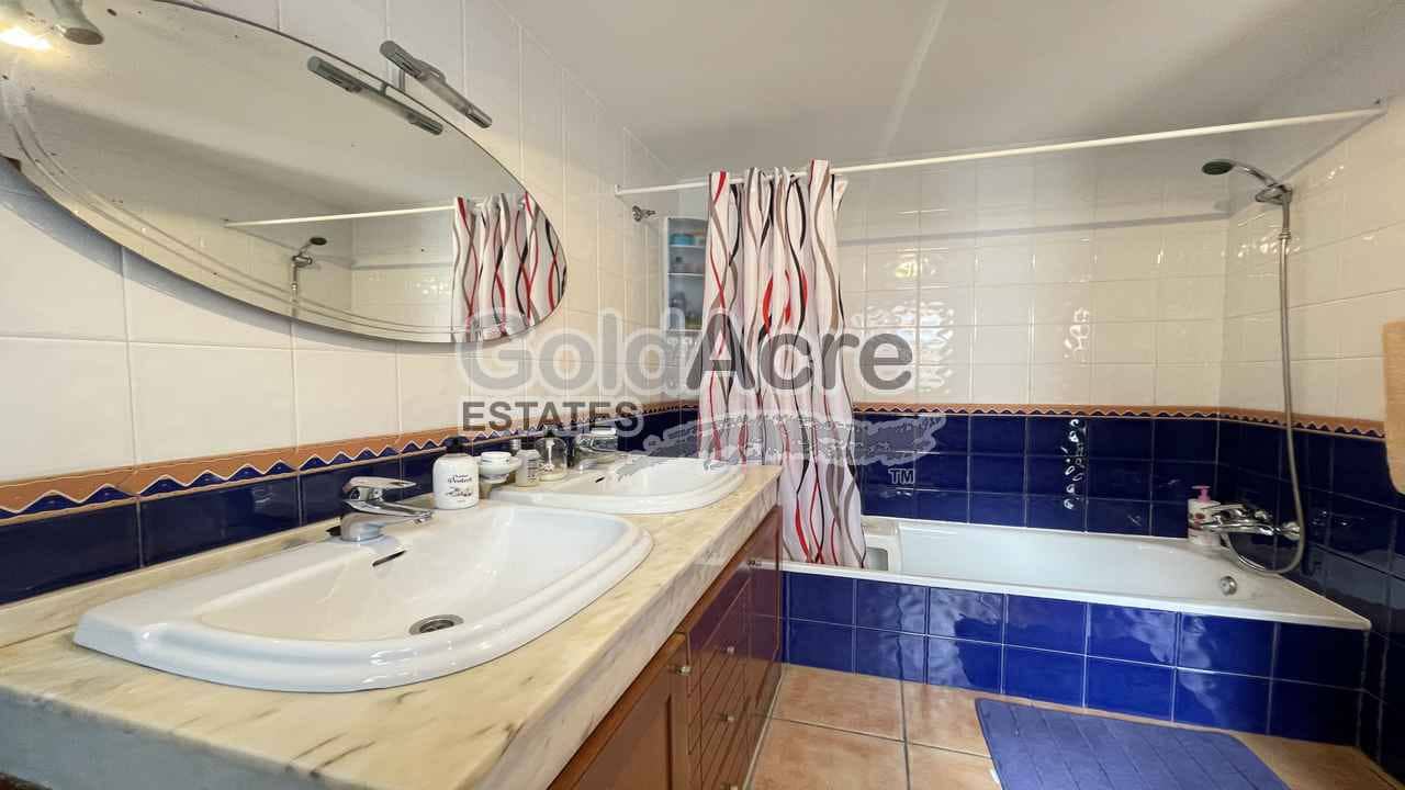 3 bedroom Villa for sale in Corralejo - € 495,000 (Ref: 9474725)