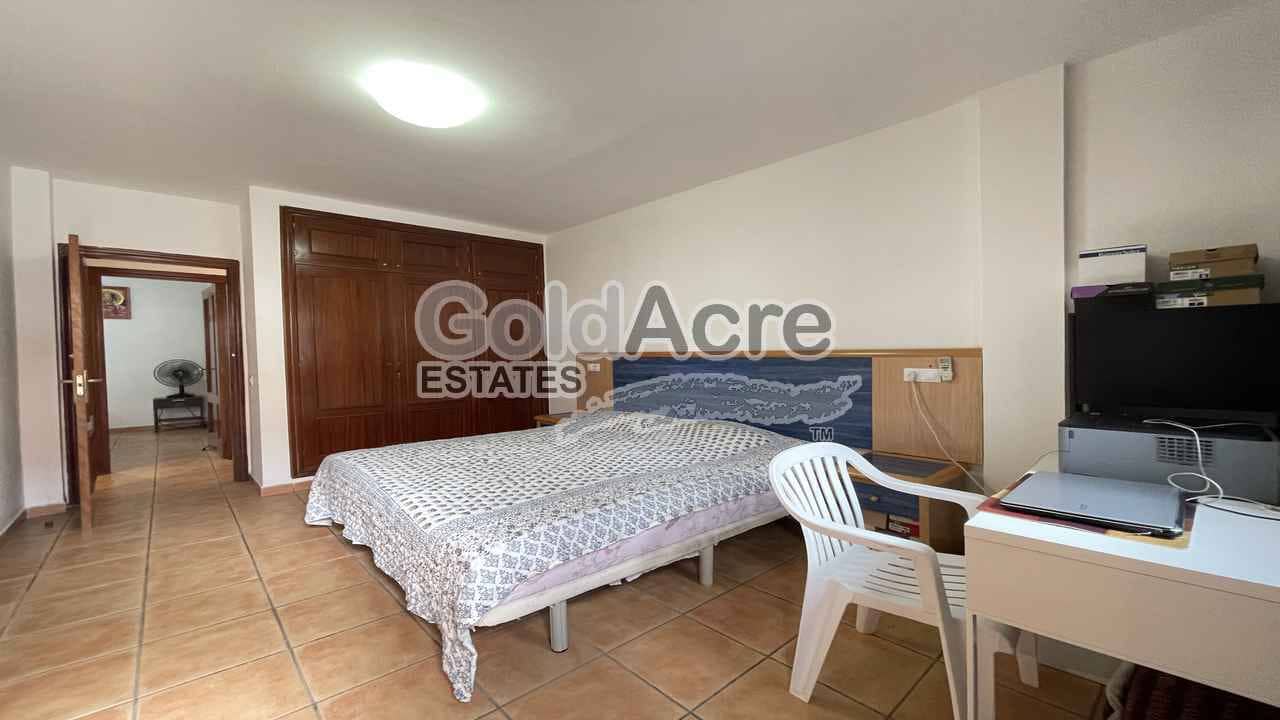 3 bedroom Villa for sale in Corralejo - € 495,000 (Ref: 9474725)