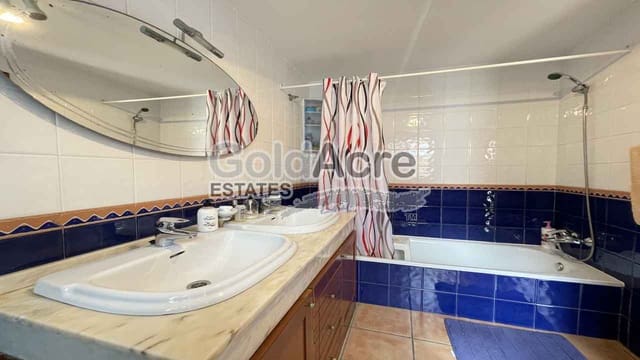 3 bedroom Villa for sale in Corralejo, La Oliva - € 495,000 (Ref: 9474725)