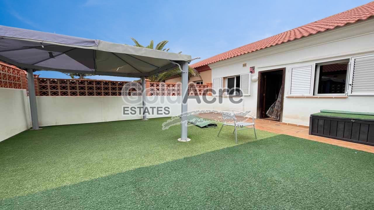 3 bedroom Villa for sale in Corralejo - € 495,000 (Ref: 9474725)