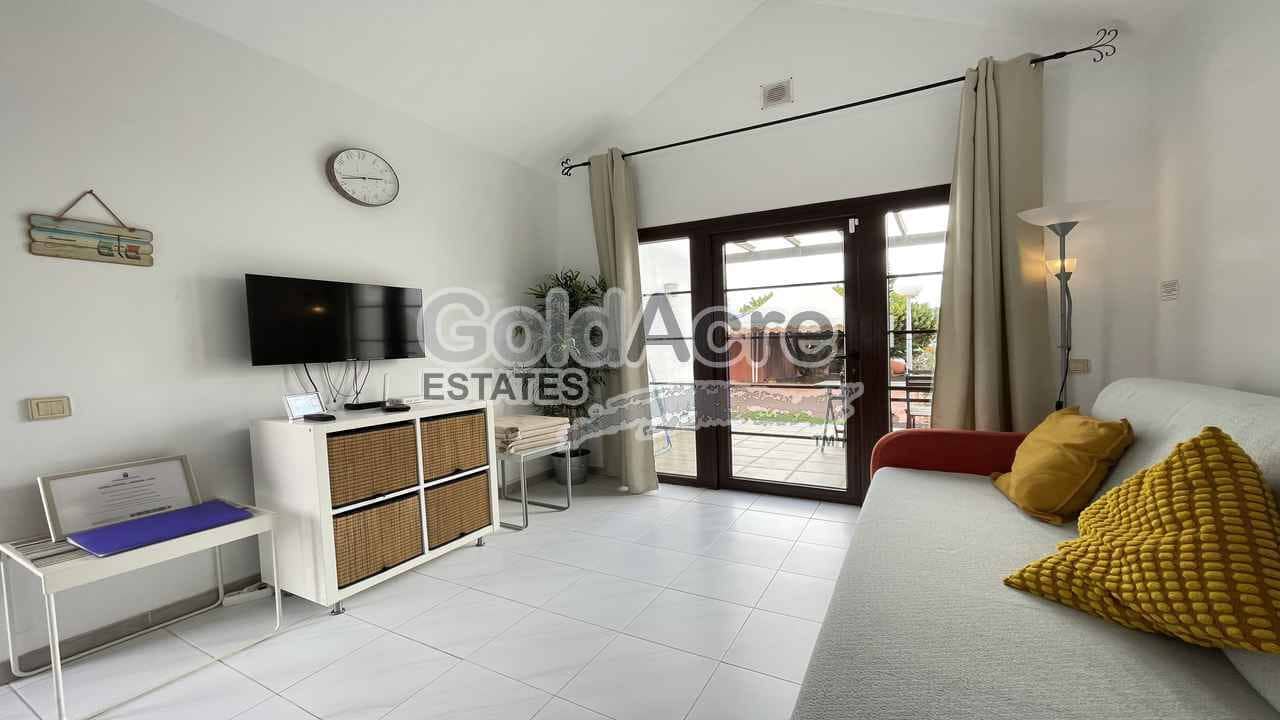 Bungalow de 1 habitación en Caleta de Fuste en venta con piscina - 149.000 € (Ref: 9475816)