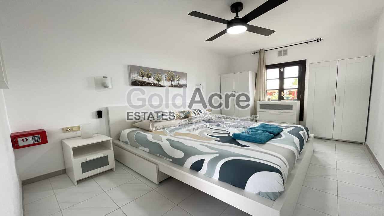 Bungalow de 1 habitación en Caleta de Fuste en venta con piscina - 149.000 € (Ref: 9475816)