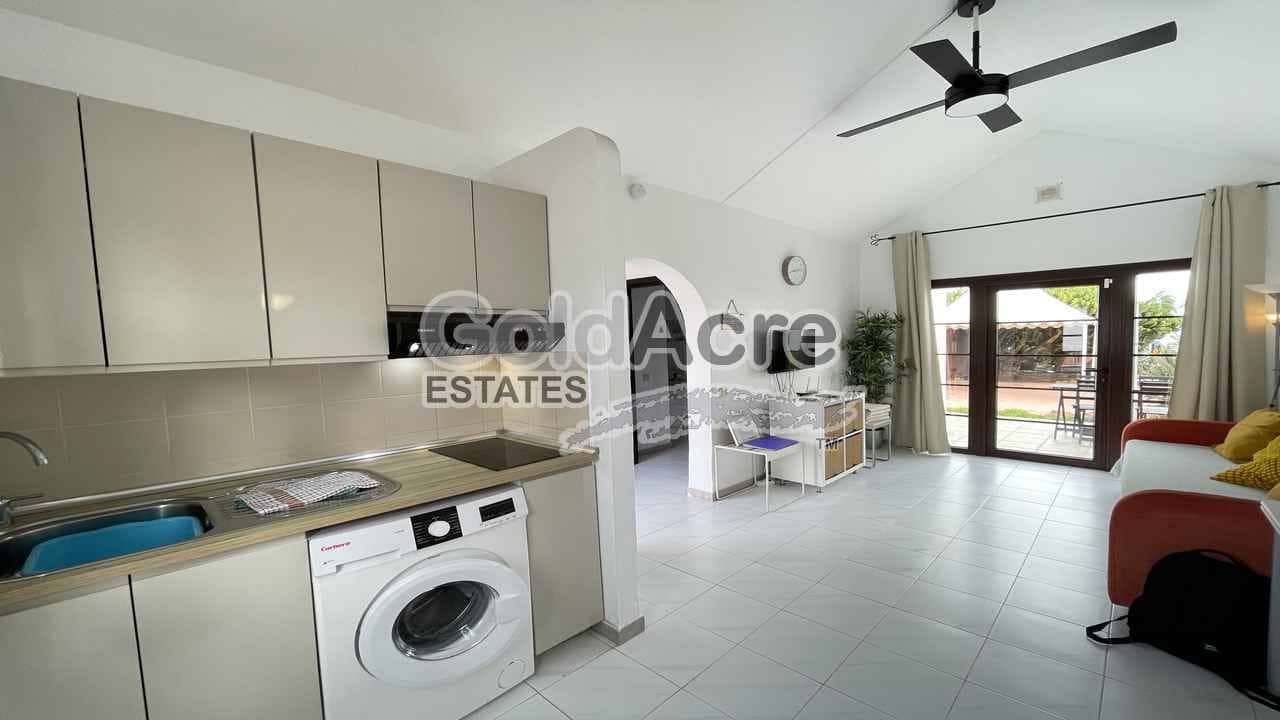 Bungalow de 1 habitación en Caleta de Fuste en venta con piscina - 149.000 € (Ref: 9475816)