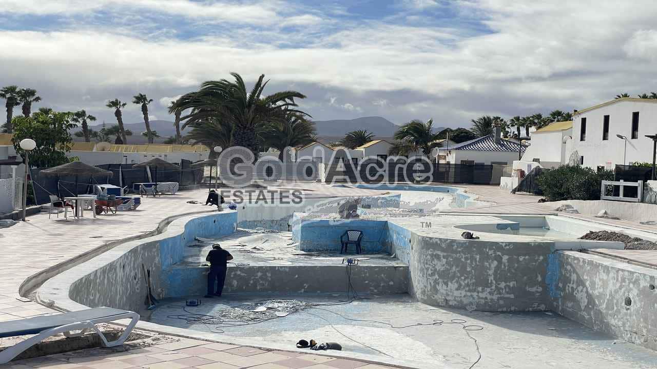 Bungalow de 1 habitación en Caleta de Fuste en venta con piscina - 149.000 € (Ref: 9475816)