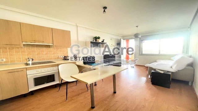 2 bedroom Apartment for sale in Puerto del Rosario - € 140,000 (Ref: 9475818)
