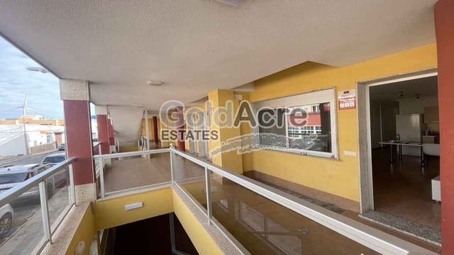 2 bedroom Apartment for sale in Puerto del Rosario - € 140,000 (Ref: 9475818)
