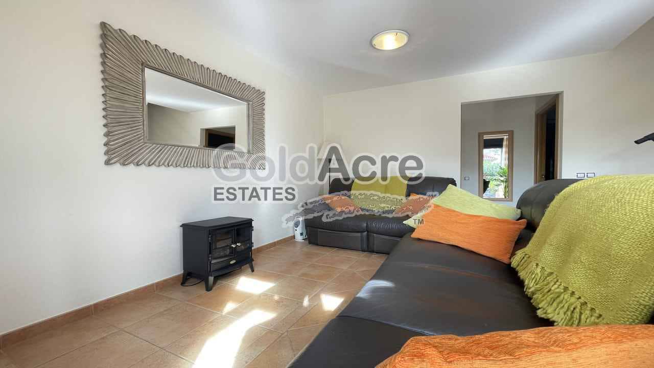 2 bedroom Apartment for sale in Majanicho with pool - € 259,000 (Ref: 9485124)