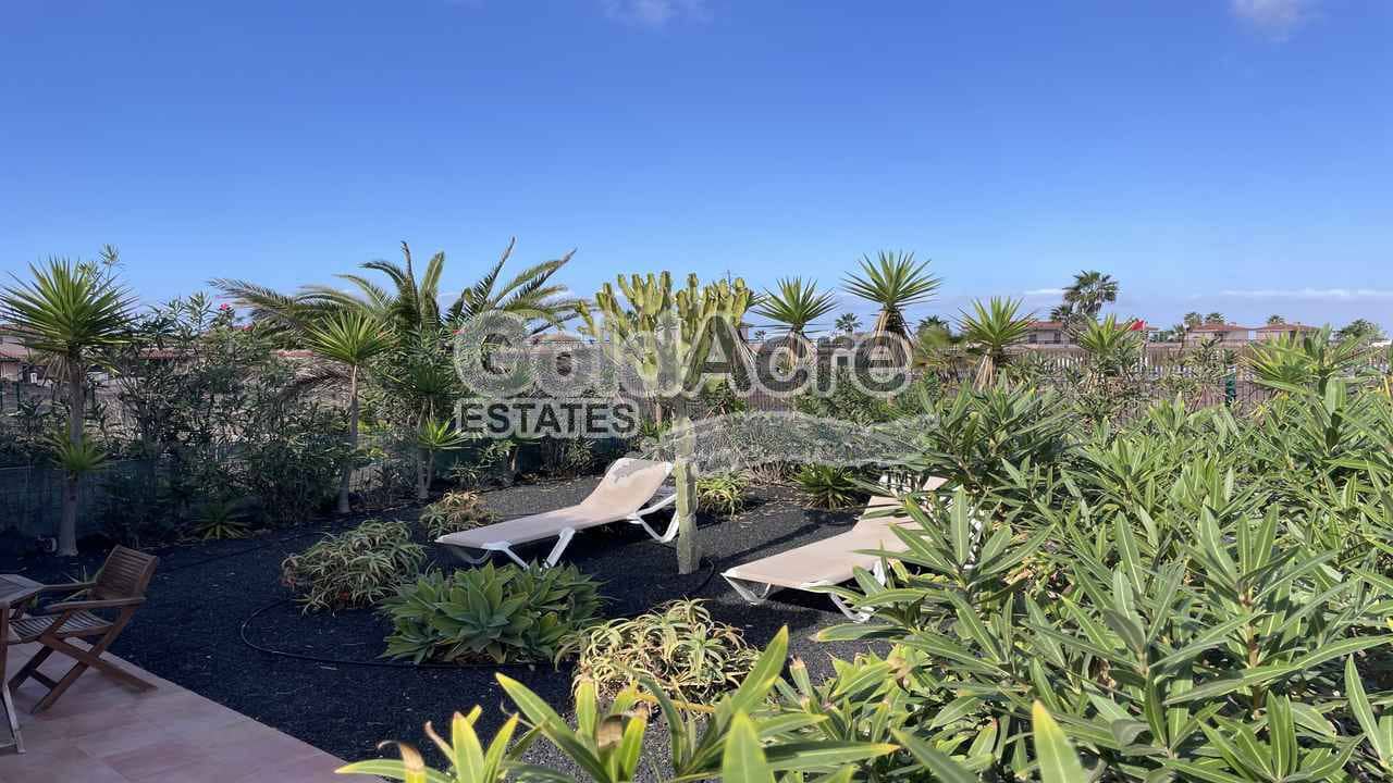 2 bedroom Apartment for sale in Majanicho with pool - € 259,000 (Ref: 9485124)