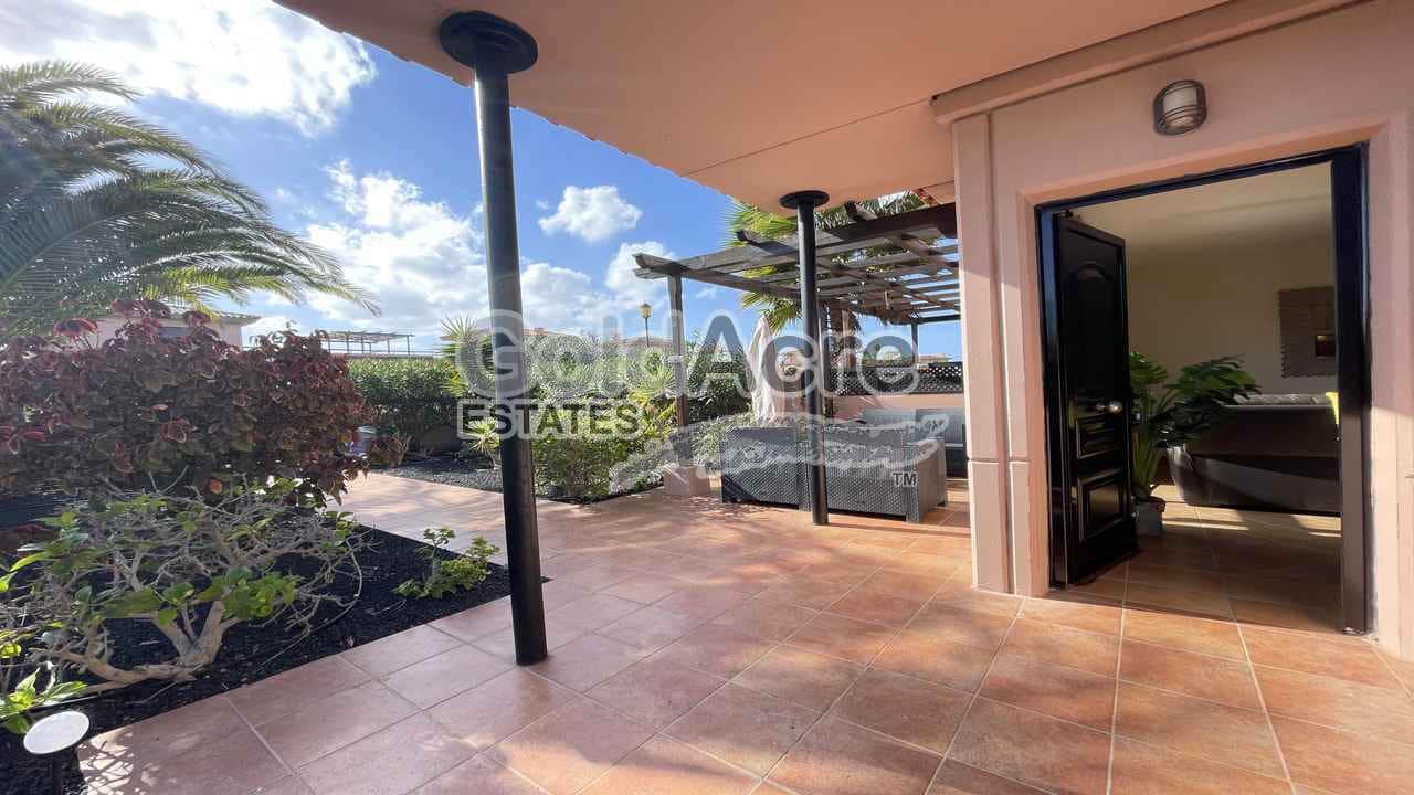 2 bedroom Apartment for sale in Majanicho with pool - € 259,000 (Ref: 9485124)