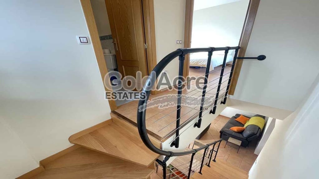 2 soveværelse Villa til salg i Majanicho med swimmingpool - € 259.000 (Ref: 9485124)