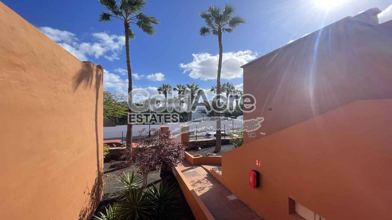 1 slaapkamer Penthouse te koop in Corralejo met zwembad - € 189.000 (Ref: 9508097)