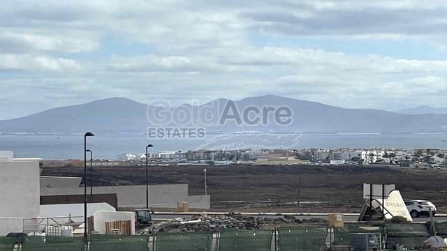 Rakentamaton maa myytävänä paikassa Corralejo, La Oliva - 149 500 € (Ref: 9524022)