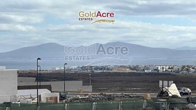 Rakentamaton maa myytävänä paikassa Corralejo, La Oliva - 179 500 € (Ref: 9524023)