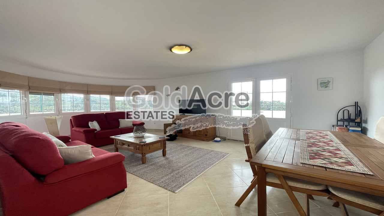 3 sypialnia Willa na sprzedaż w La Oliva z basenem - 425 000 € (Ref: 9530106)