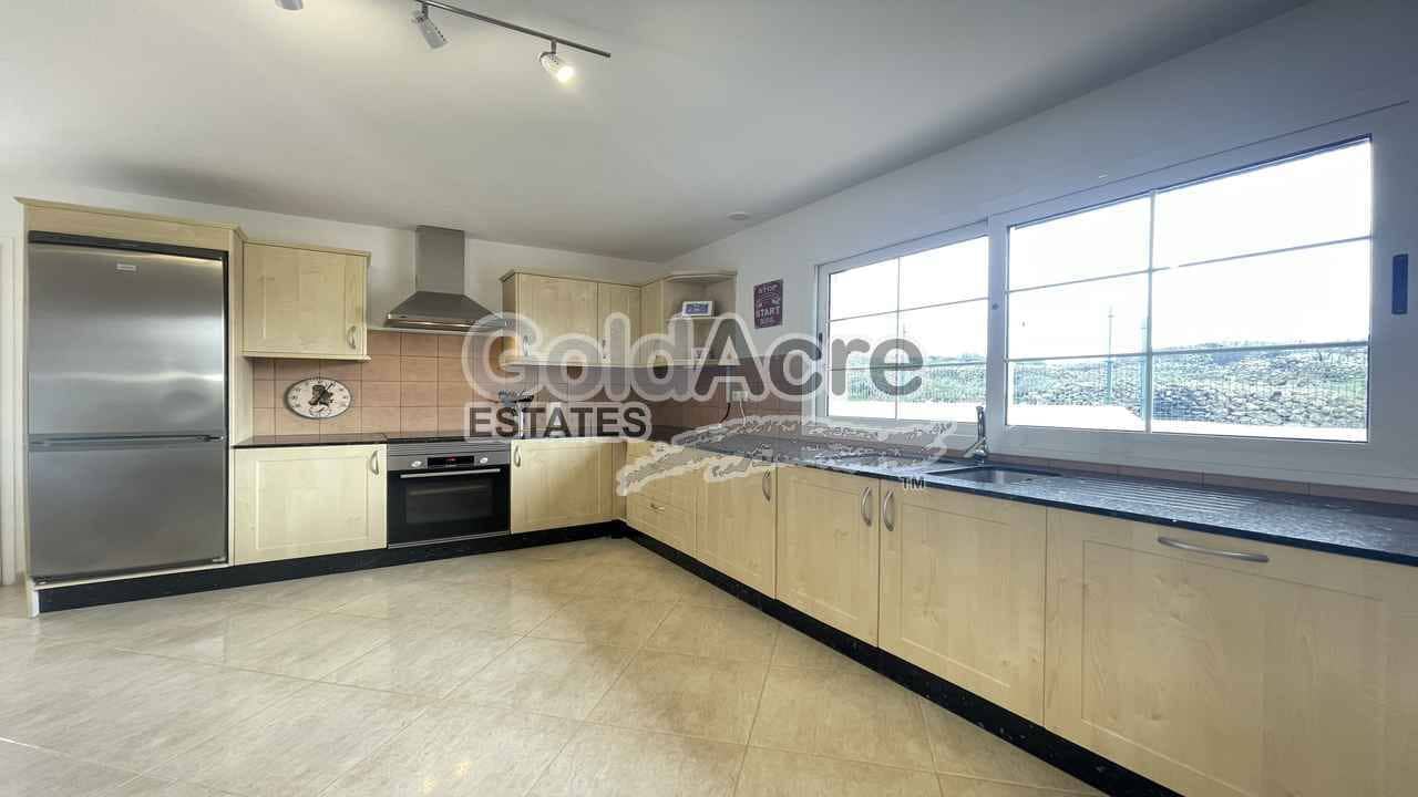 3 sypialnia Willa na sprzedaż w La Oliva z basenem - 425 000 € (Ref: 9530106)