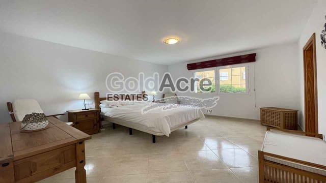 3 sypialnia Willa na sprzedaż w La Oliva z basenem - 425 000 € (Ref: 9530106)