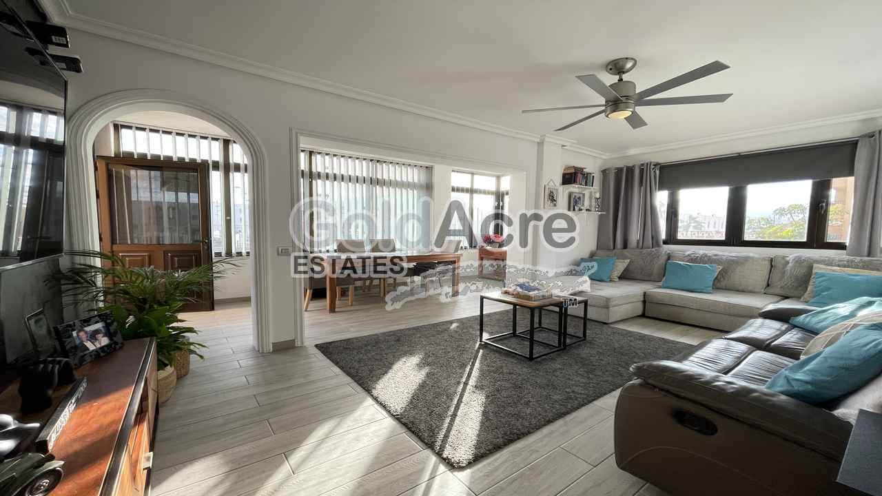 2 bedroom Apartment for sale in Corralejo - € 329,000 (Ref: 9535393)