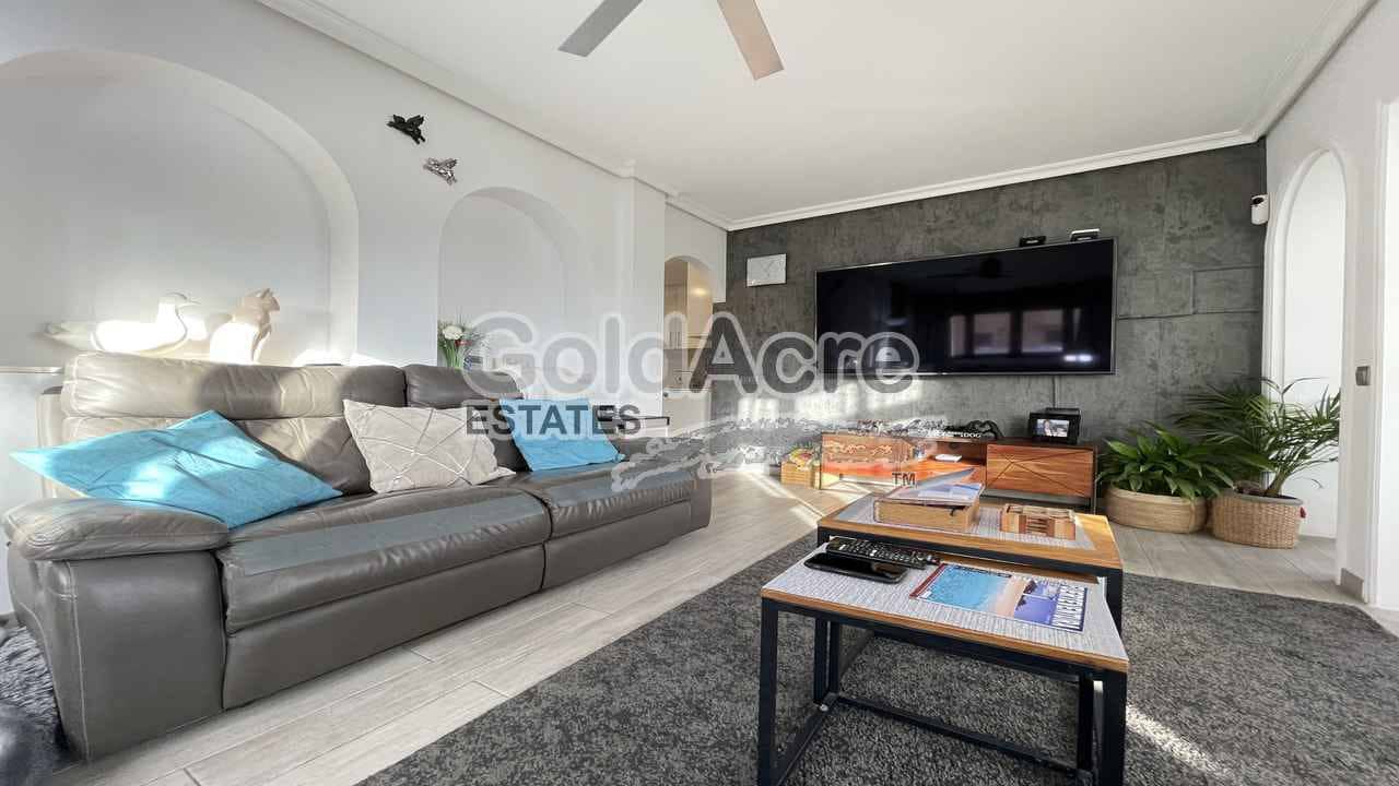 2 bedroom Apartment for sale in Corralejo - € 329,000 (Ref: 9535393)