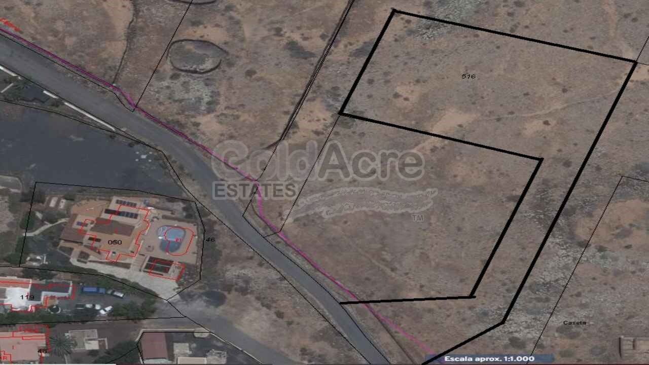 Ubebygd land til salgs i Lajares - € 340 000 (Ref: 9543133)