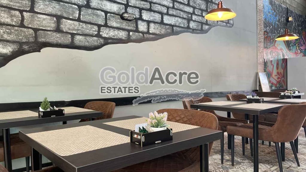 Commercial for sale in Corralejo - € 75,000 (Ref: 9555251)