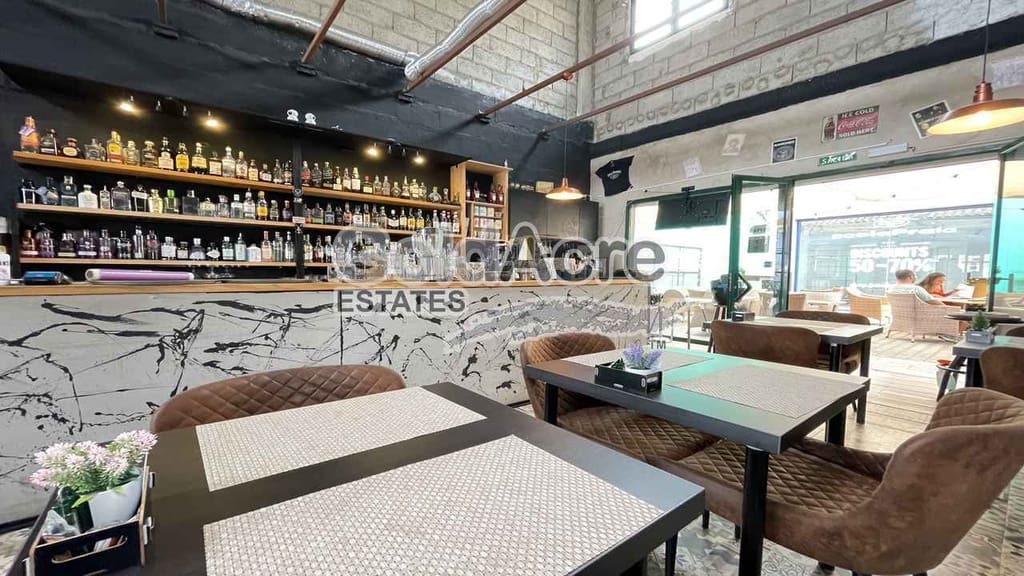 Commercial for sale in Corralejo - € 75,000 (Ref: 9555251)