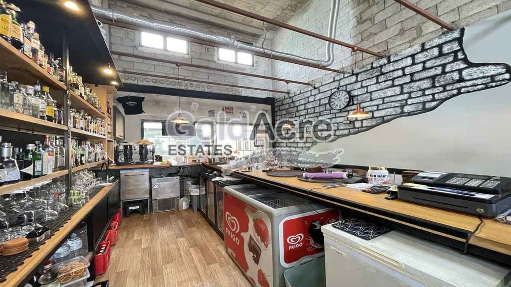 Commercial for sale in Corralejo - € 75,000 (Ref: 9555251)