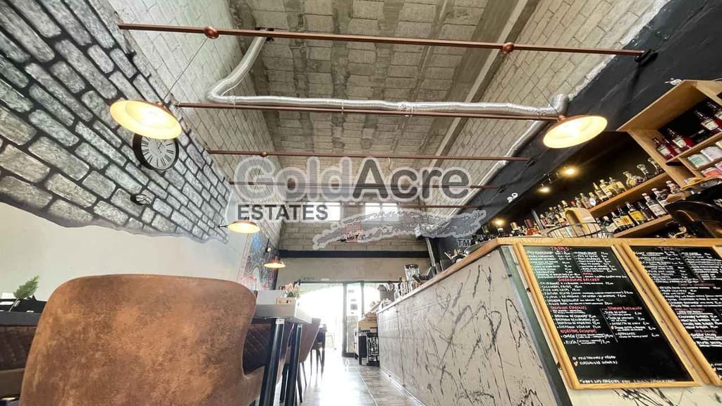 Commercial for sale in Corralejo - € 75,000 (Ref: 9555251)