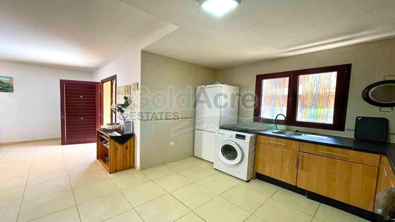 4 soverom Leilighet til salgs i Corralejo med svømmebasseng - € 365 000 (Ref: 9557760)