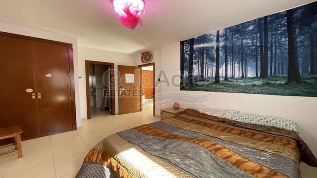 4 Zimmer Villa zu verkaufen in Corralejo, La Oliva mit Pool - 365.000 € (Ref: 9557760)