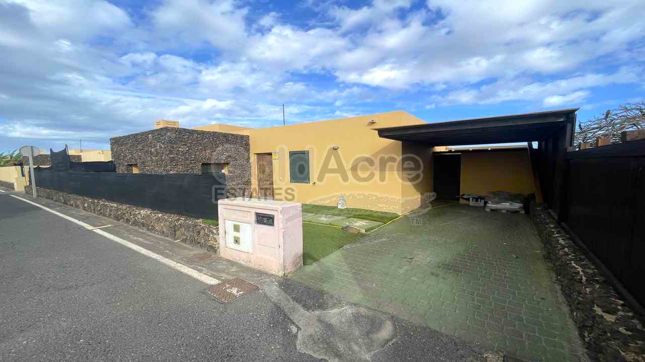 2 soveværelse Villa til salg i La Oliva - € 249.000 (Ref: 9557761)