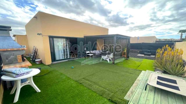 2 slaapkamer Villa te koop in La Oliva - € 249.000 (Ref: 9557761)