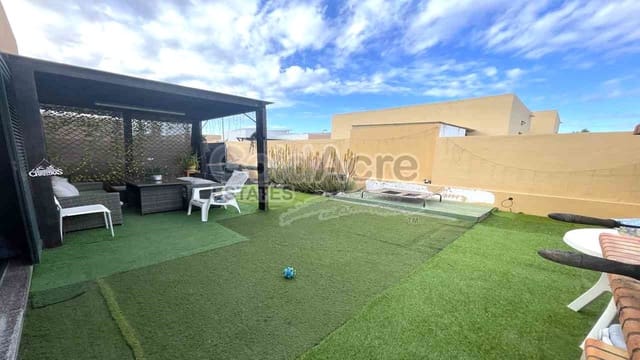 2 soveværelse Villa til salg i La Oliva - € 249.000 (Ref: 9557761)