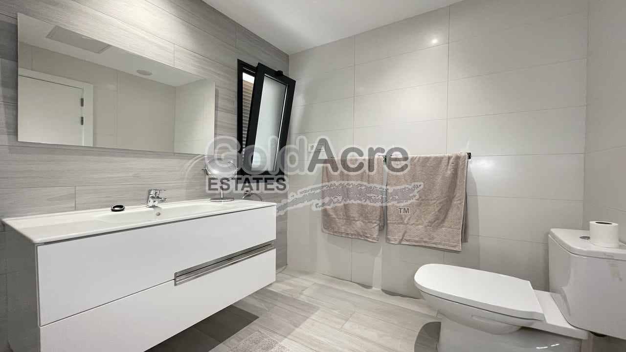 2 soverom Leilighet til salgs i Villaverde med svømmebasseng - € 279 000 (Ref: 9570402)