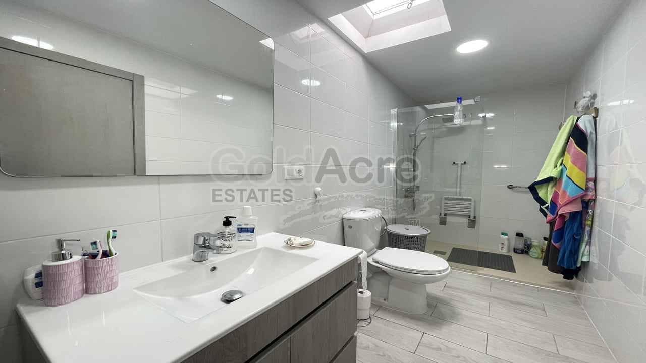 3 soveværelse Lejlighed til salg i La Oliva med swimmingpool - € 269.000 (Ref: 9615186)