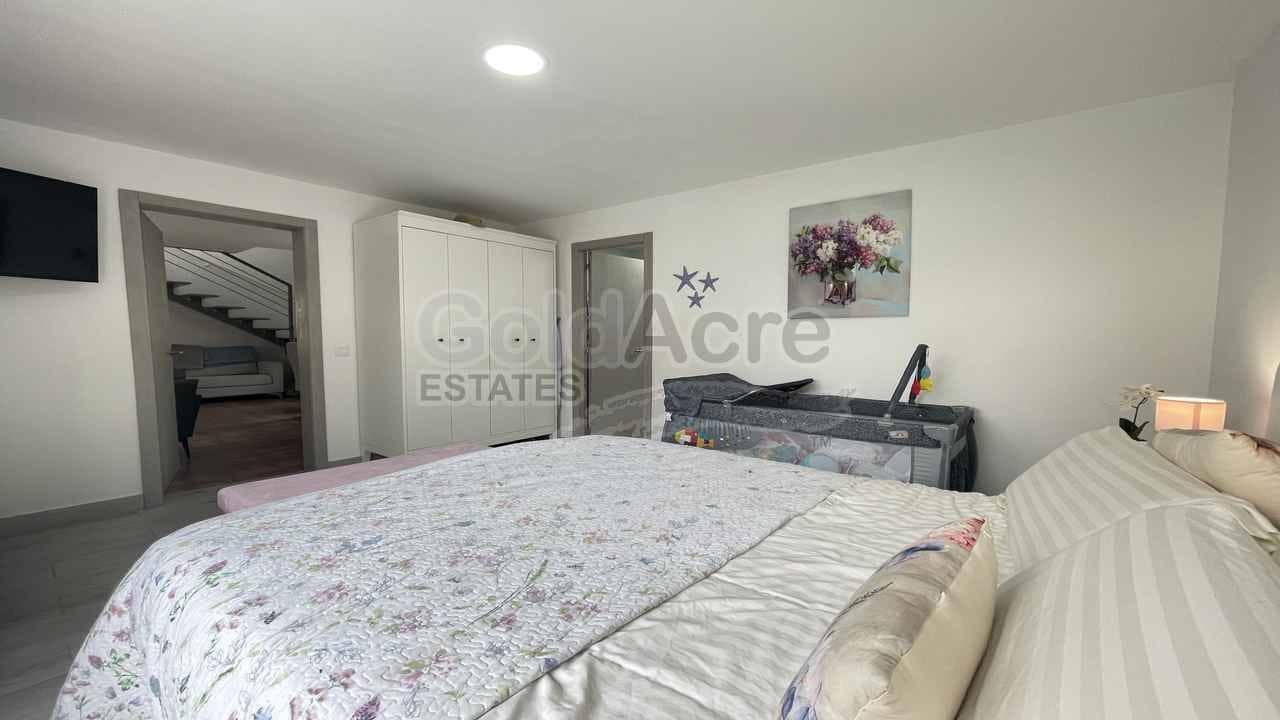 3 soveværelse Lejlighed til salg i La Oliva med swimmingpool - € 269.000 (Ref: 9615186)